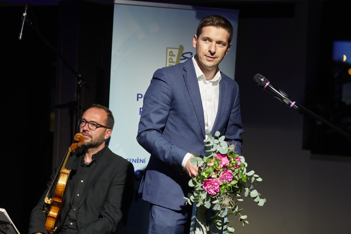 20-Lukáš Krejší obdržel ocenění v kategorii Inovativní právní řešení